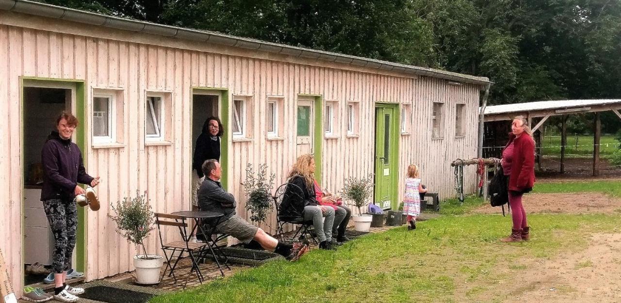 Apartment Im Art.Quartier Velgast Exteriör bild